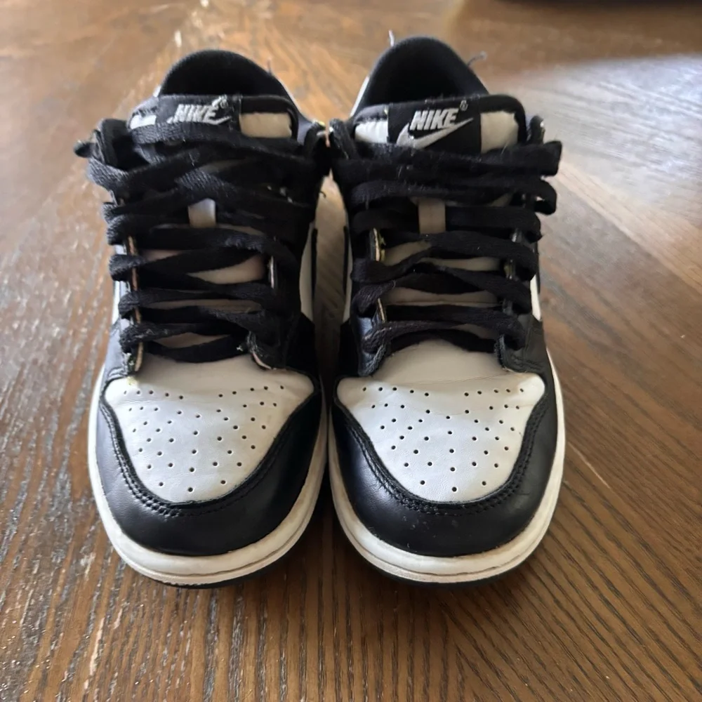 Nike Dunk Low Panda Black White GS Size 4Y Youth Shoes CW1590-100 - Picture 2 of 7